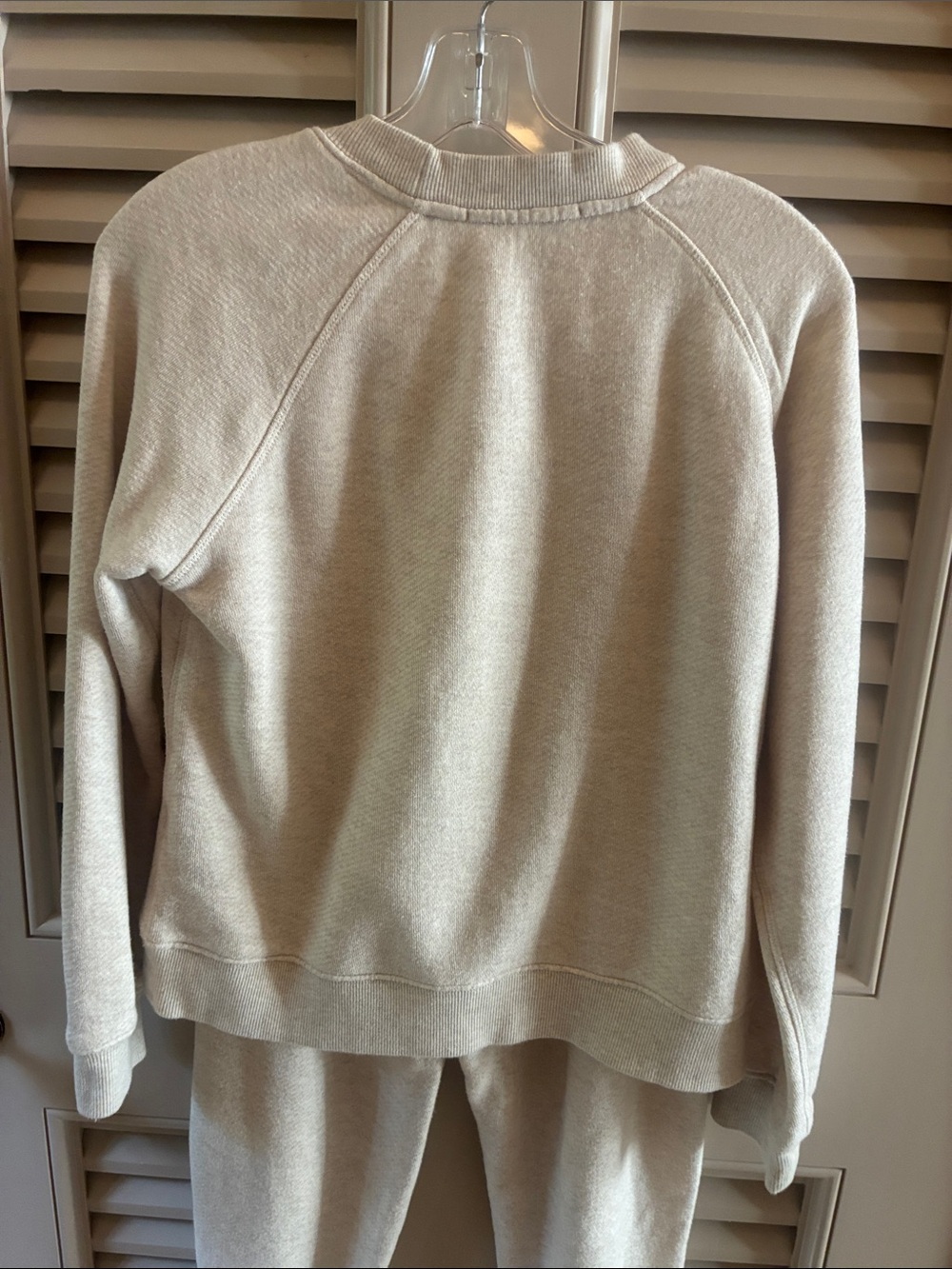 Jenni Kayne Neutral Sweatshirt/Jogger Set - Picture 5 of 8